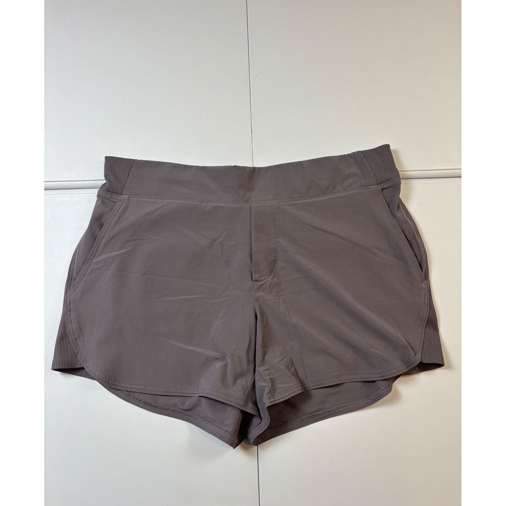 Athleta Brooklyn Shorts Women's 8 Gray High Rise Stretch 4" Quick Dry Travel